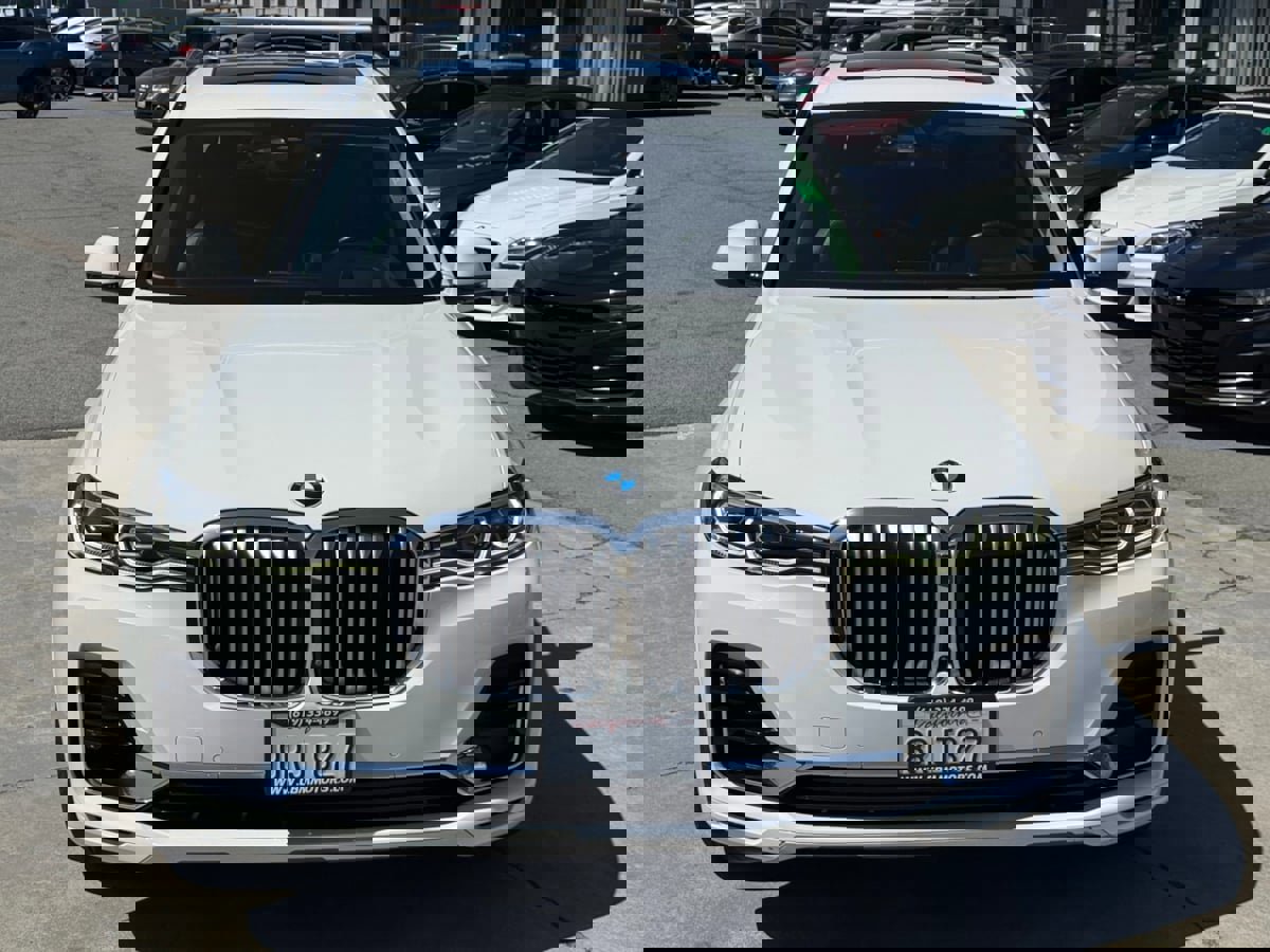 Used 2020 BMW X7 xDrive40i w/ Premium Package image 4
