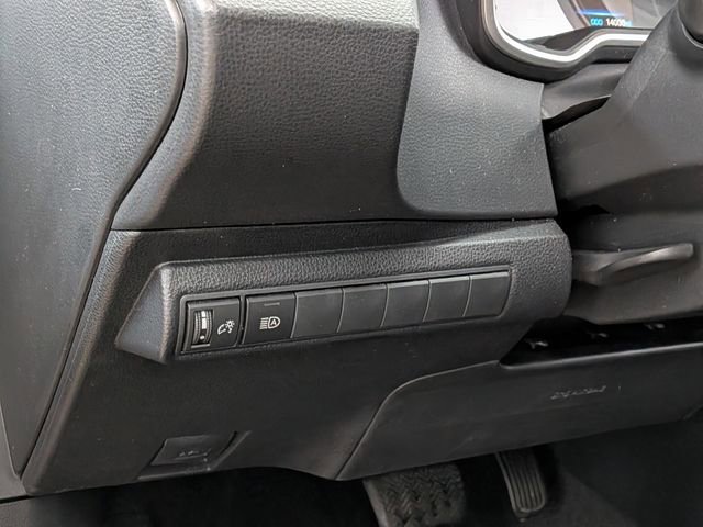 Used 2024 Toyota Corolla SE w/ SE Package image 13