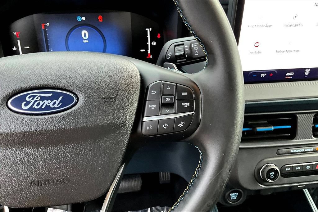 Certified 2025 Ford Maverick Lobo AWD/4WD image 14