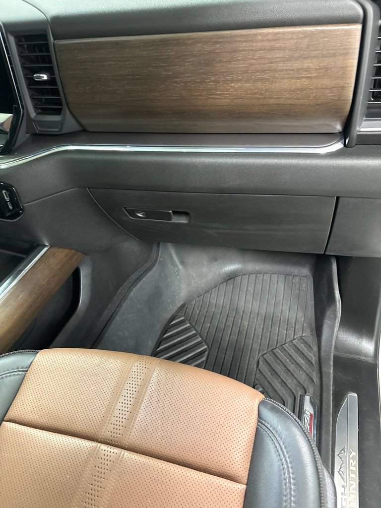 Used 2024 Chevrolet Silverado 2500 High Country w/ High Country Premium Package AWD/4WD image 26