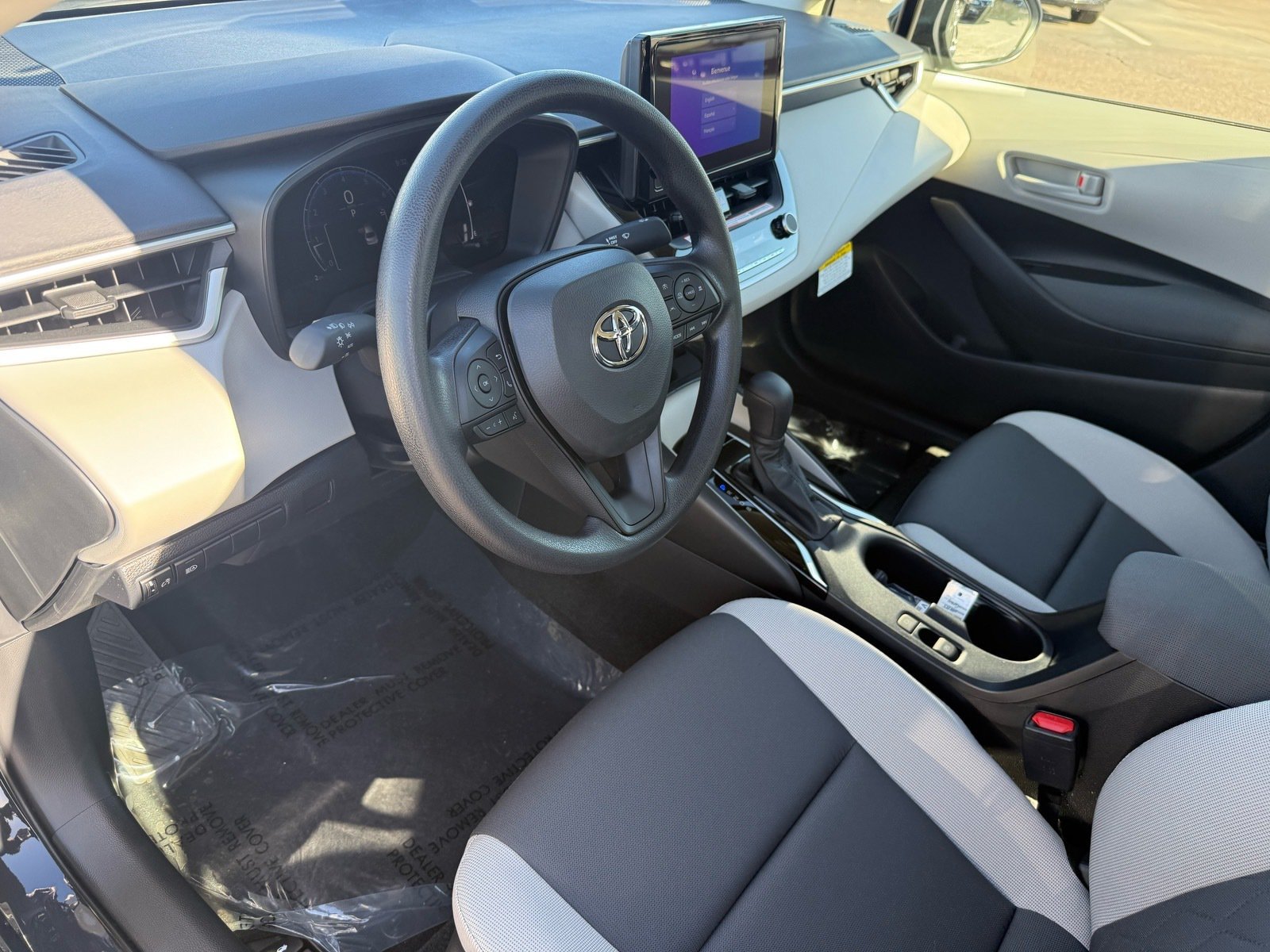 Used 2027 Toyota Corolla LE w/ LE Premium Package FWD image 12