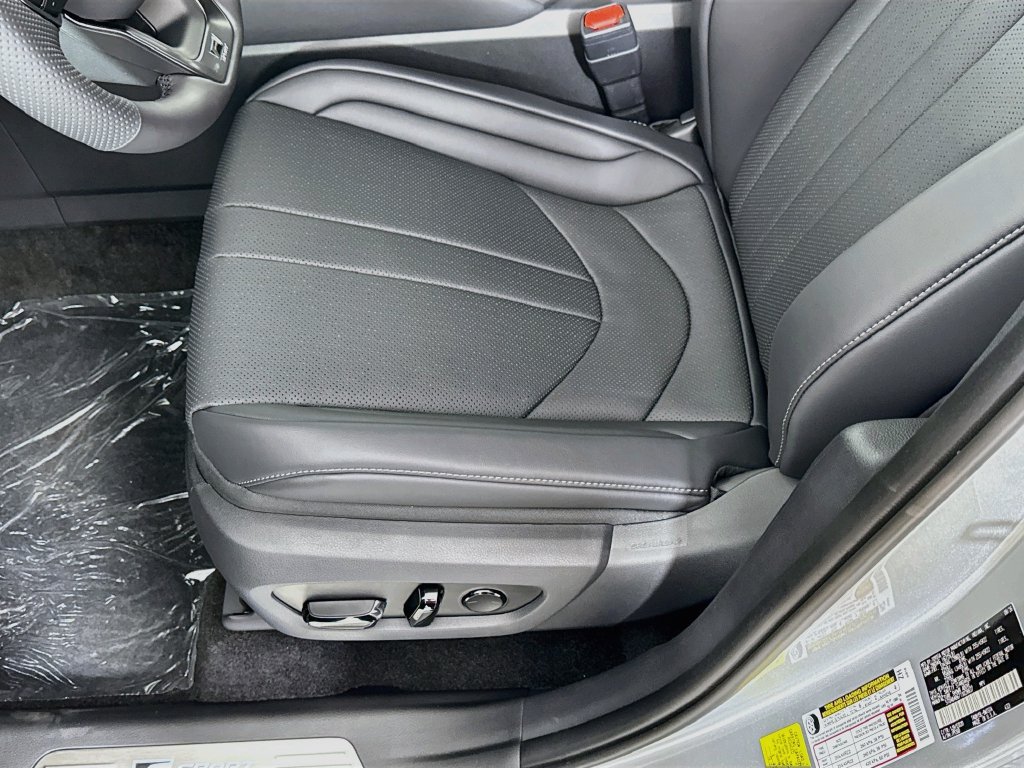 New 2026 Lexus TX 500h AWD w/ Technology Package image 21