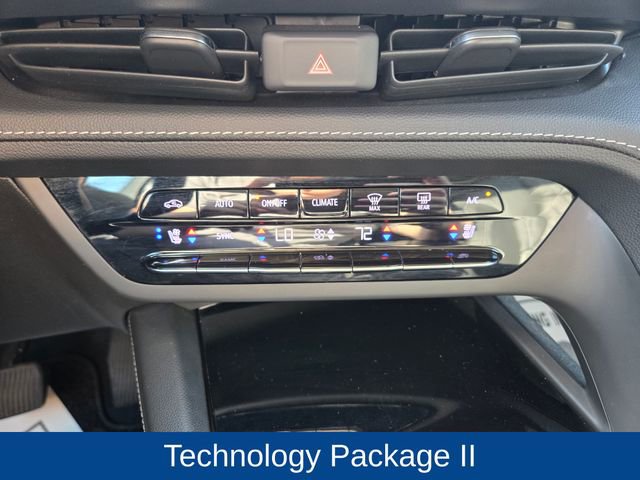 Used 2022 Buick Envision Avenir w/ Technology Package II FWD image 29