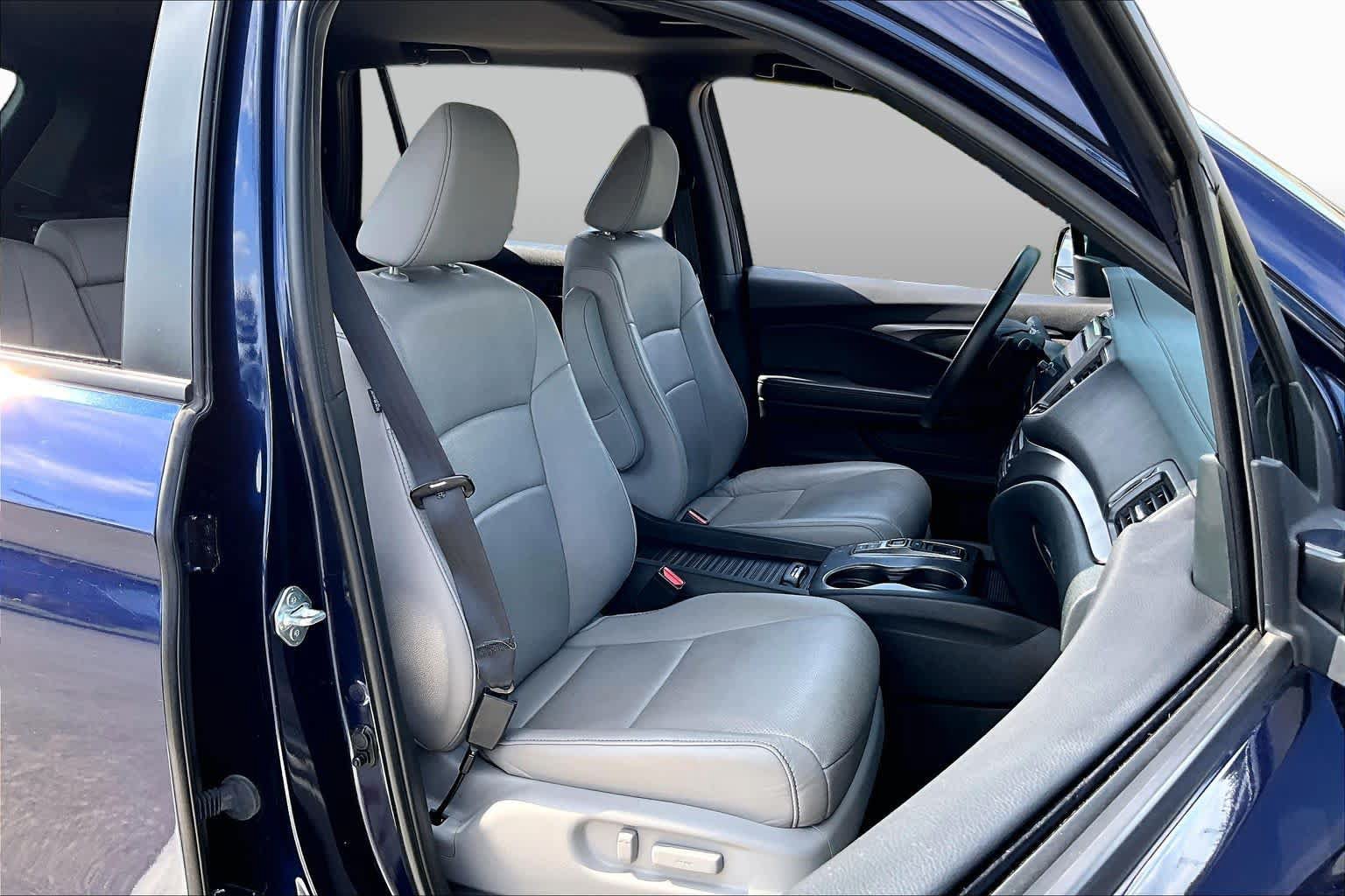 Used 2023 Honda Passport EX-L image 8