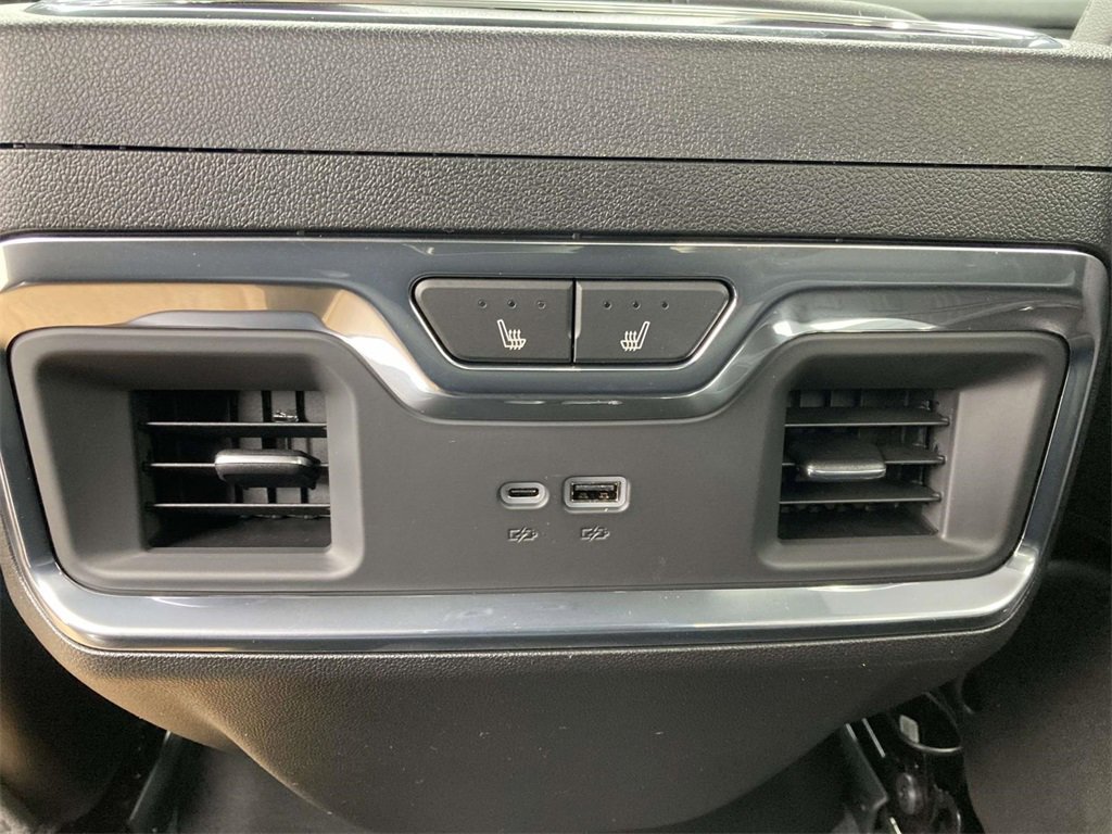 New 2026 GMC Sierra 2500 SLT w/ SLT Convenience Package image 14