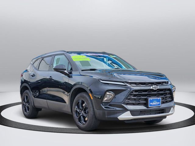 Used 2024 Chevrolet Blazer LT w/ Convenience Package FWD image 5