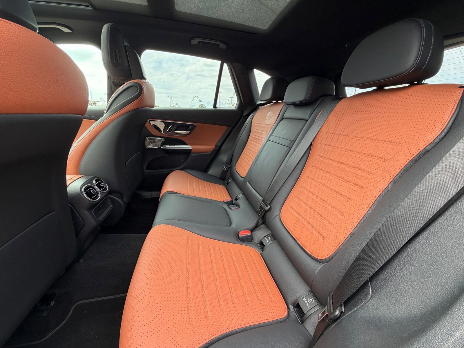 Certified 2025 Mercedes-Benz GLC 350e 4MATIC image 14