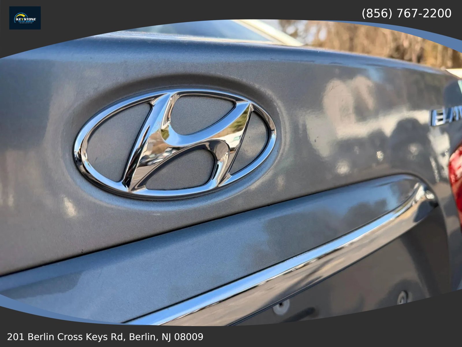 Used 2010 Hyundai Elantra GLS FWD image 12
