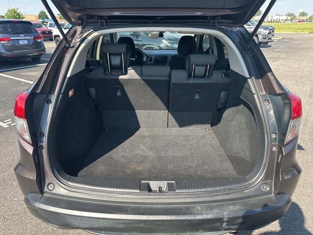 Used 2019 Honda HR-V EX image 11