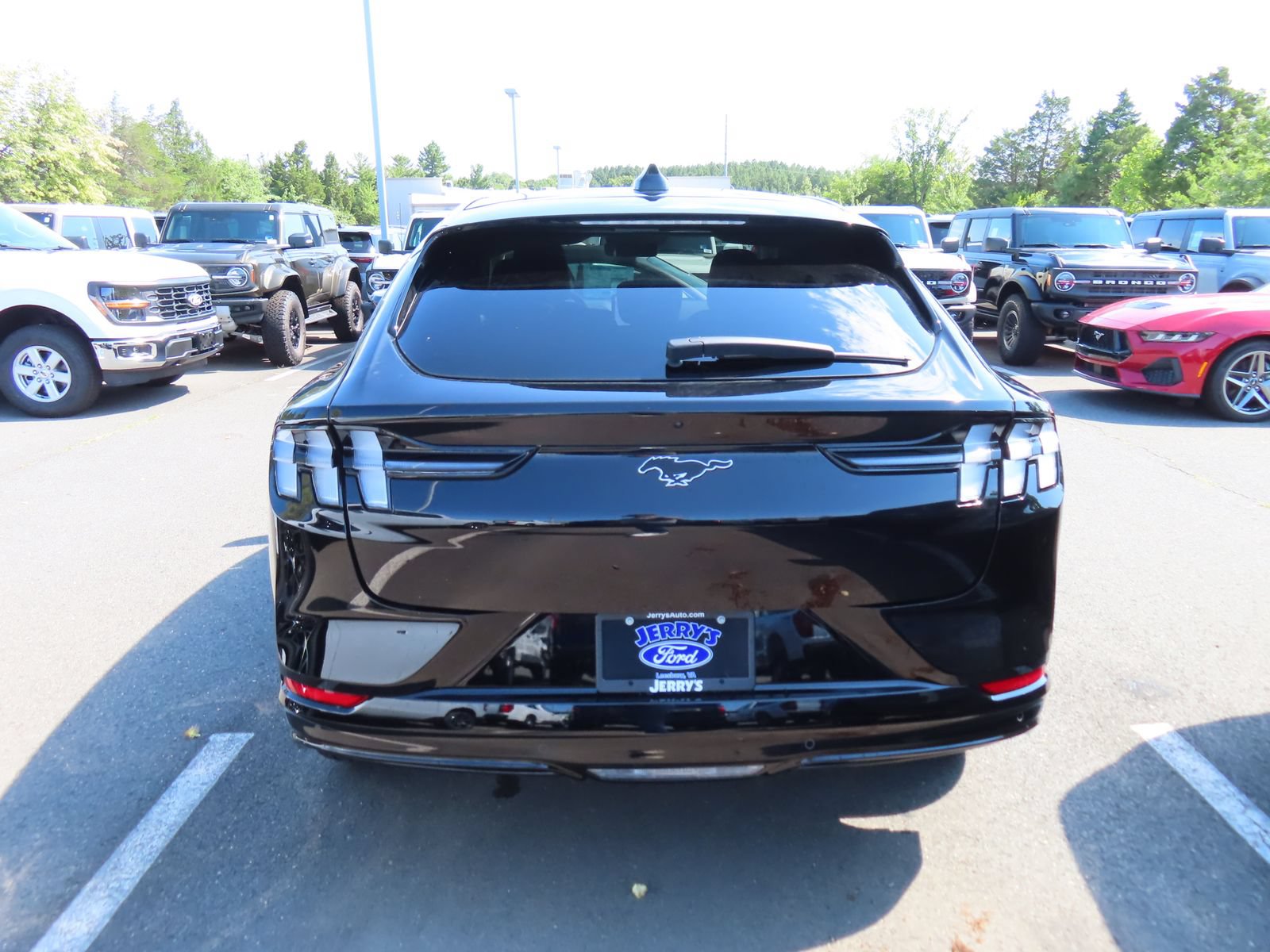 New 2026 Ford Mustang Mach-E Premium w/ Sport Appearance Package AWD/4WD image 5