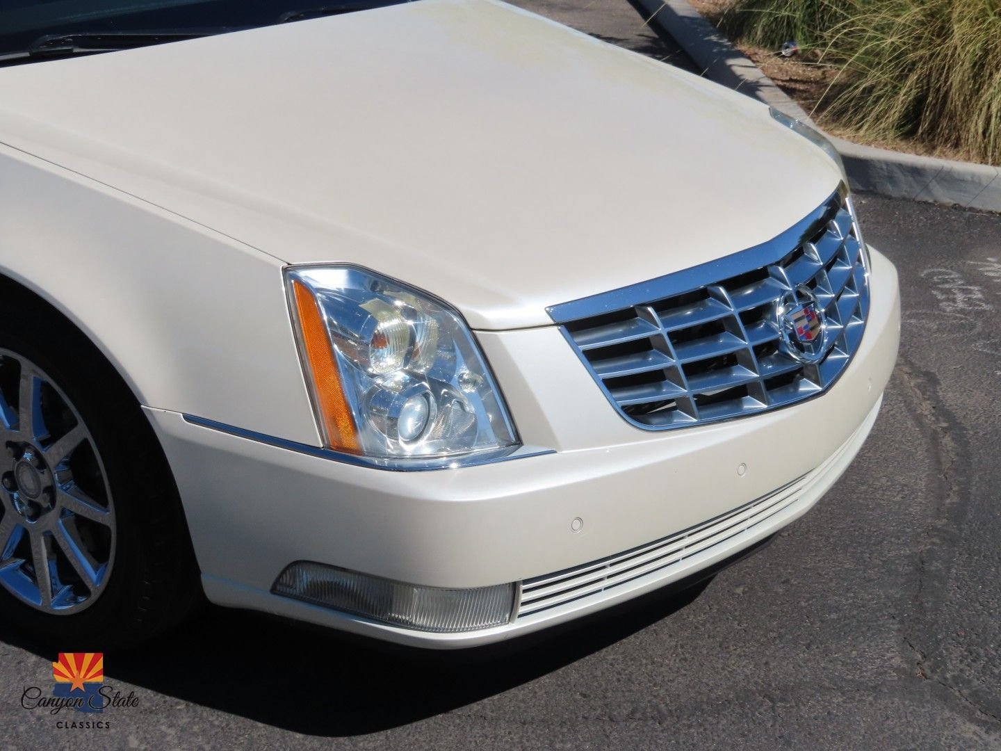 Used 2009 Cadillac DTS image 33