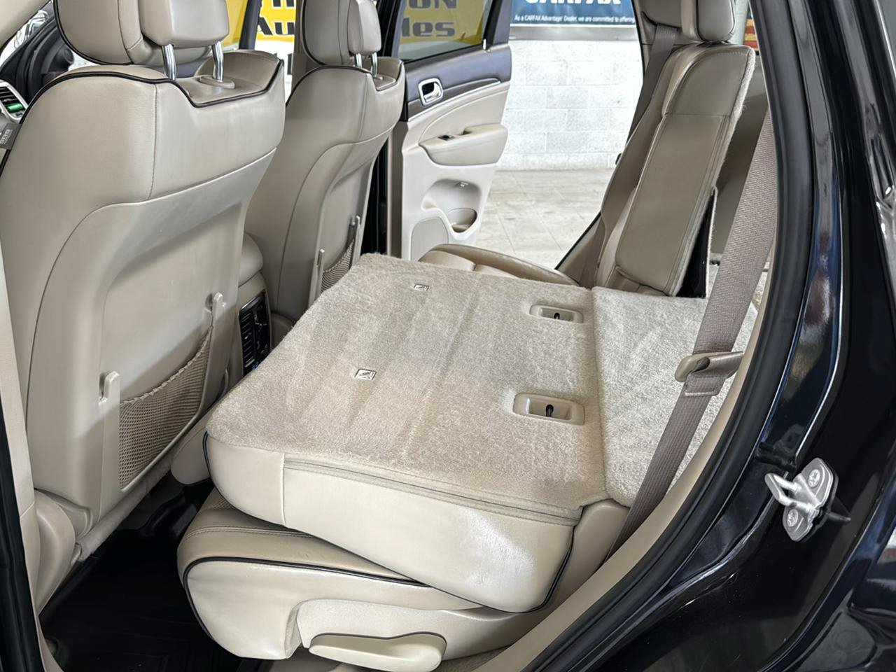 Used 2015 Jeep Grand Cherokee Overland AWD/4WD image 37
