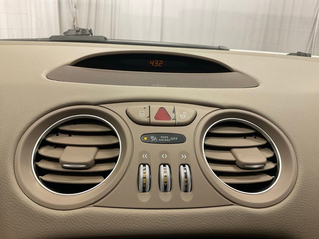 Used 2009 Mercedes-Benz SL 550 image 21