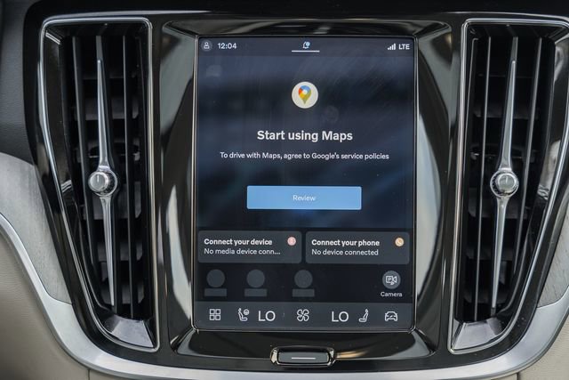 Used 2025 Volvo S60 B5 Plus AWD/4WD image 22