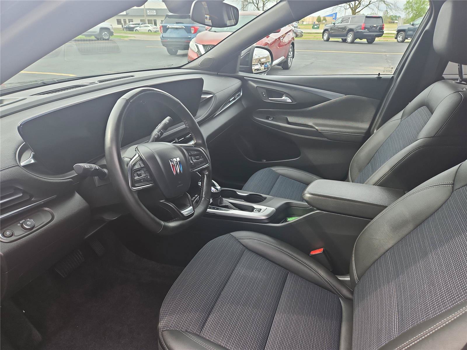 Used 2024 Buick Envista Preferred w/ Convenience I Package FWD image 8