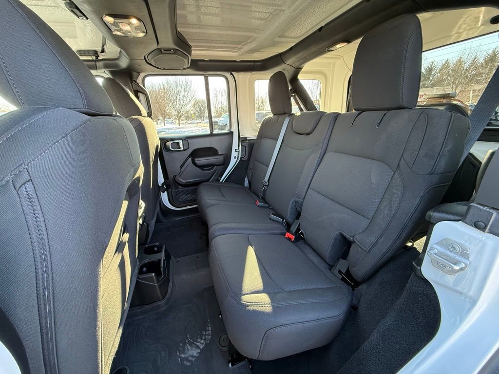 Certified 2023 Jeep Wrangler Willys image 28