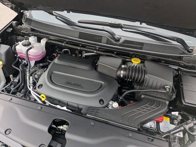 New 2026 Chrysler Pacifica Select image 36