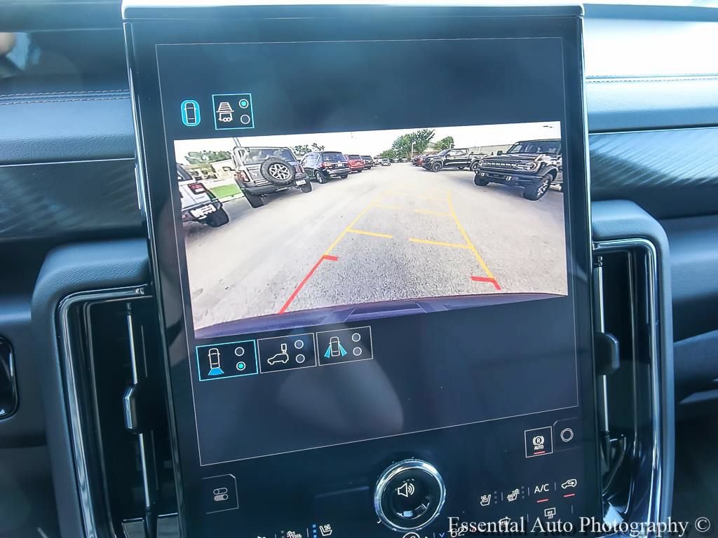 Used 2026 GMC Yukon AT4 AWD/4WD image 21