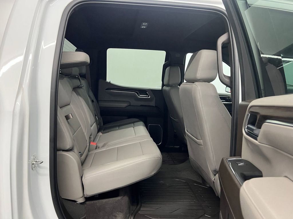 Used 2024 GMC Sierra 1500 SLT AWD/4WD image 22