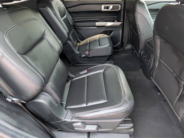 Certified 2023 Ford Explorer XLT w/ Equipment Group 202A RWD image 19