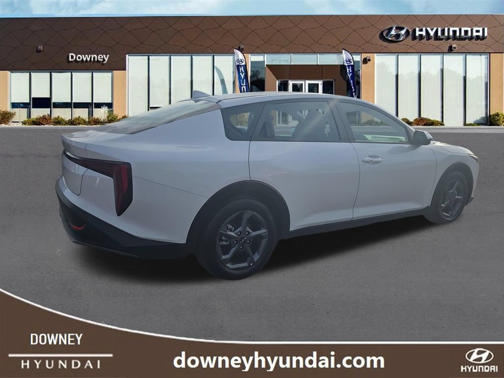 Used 2025 Kia K4 FWD image 5