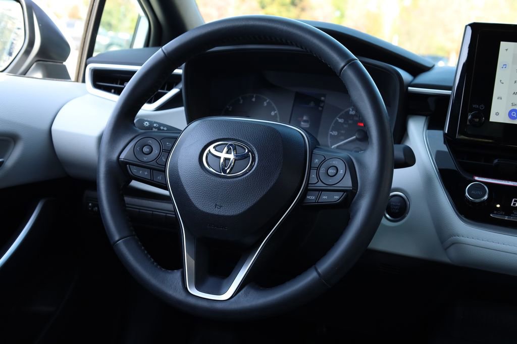 Used 2024 Toyota Corolla SE image 11