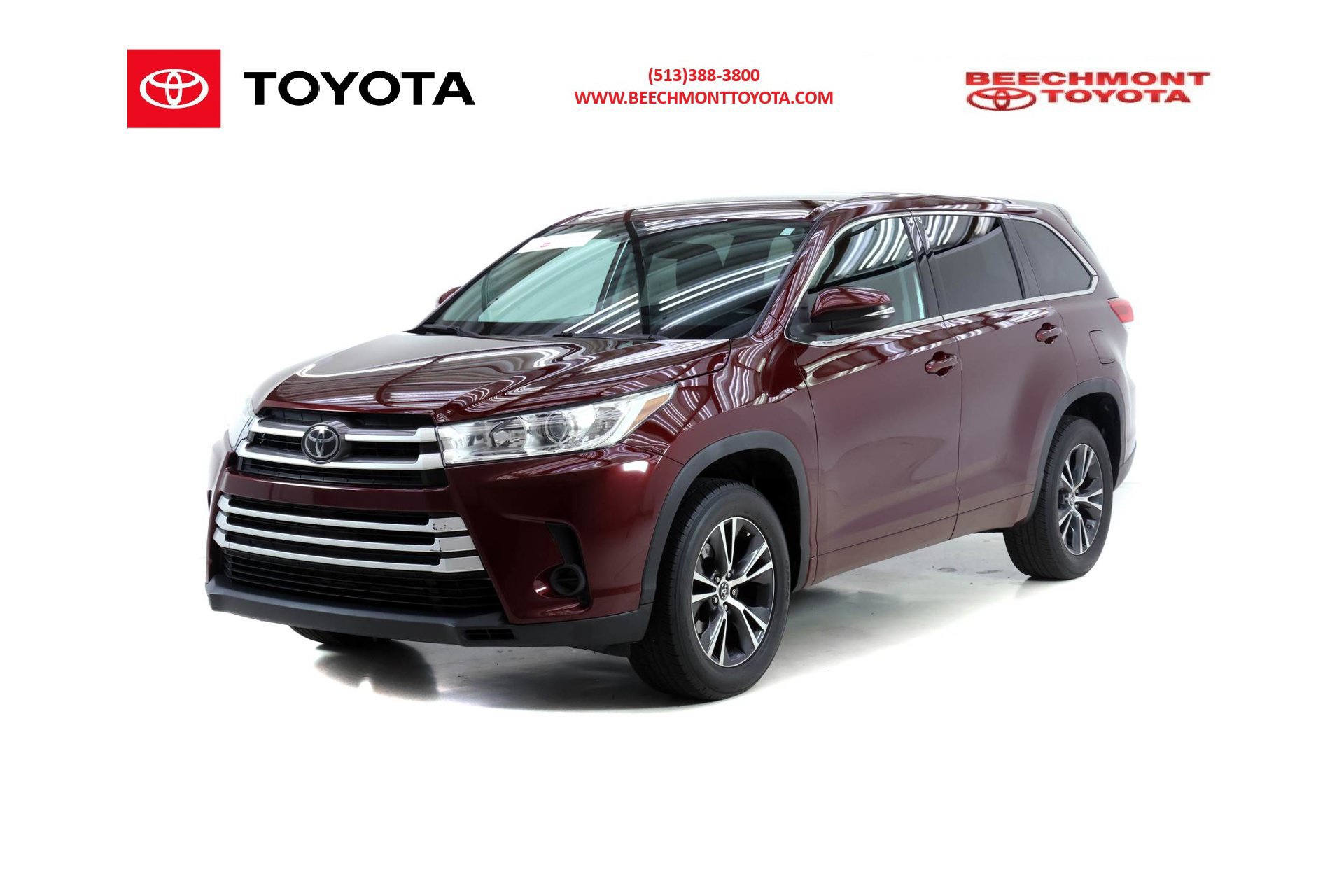 Used 2018 Toyota Highlander LE FWD image 1
