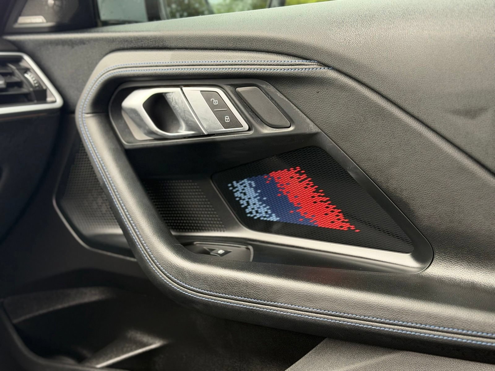 Used 2023 BMW M2 RWD image 36