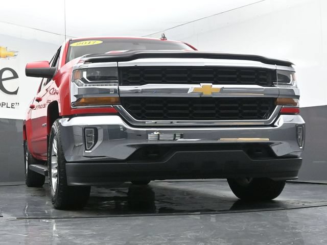 Used 2017 Chevrolet Silverado 1500 LT w/ All Star Edition AWD/4WD image 3