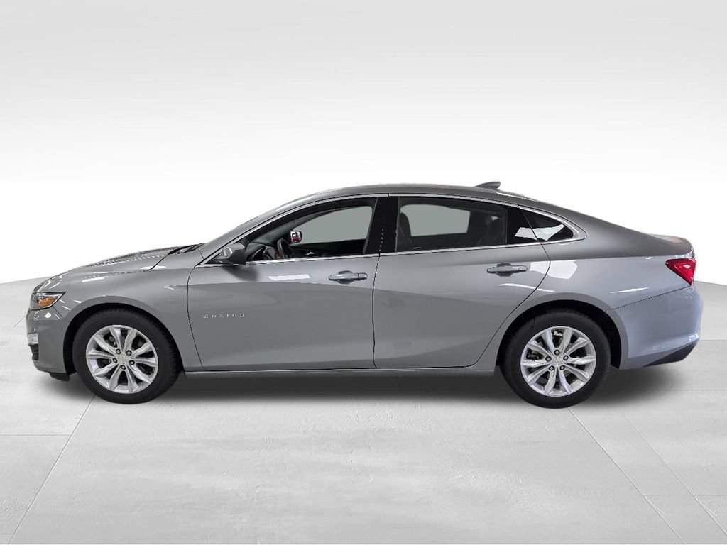 Used 2025 Chevrolet Malibu LT FWD image 11