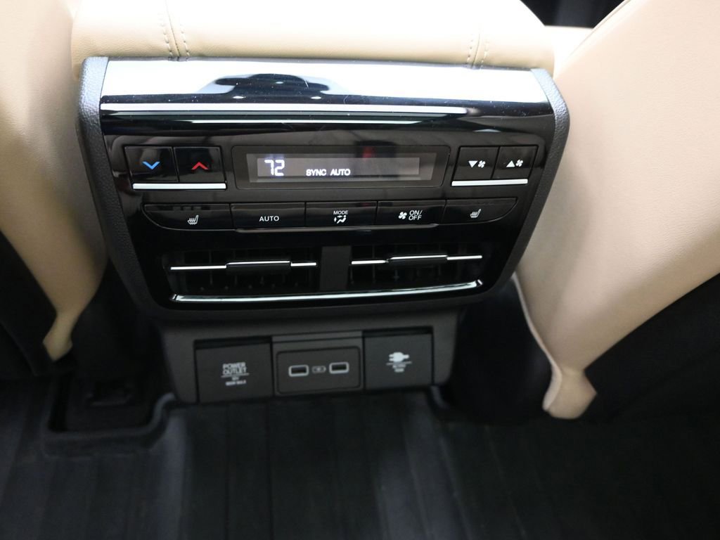 Used 2023 Acura MDX SH-AWD w/ Advance Package image 19