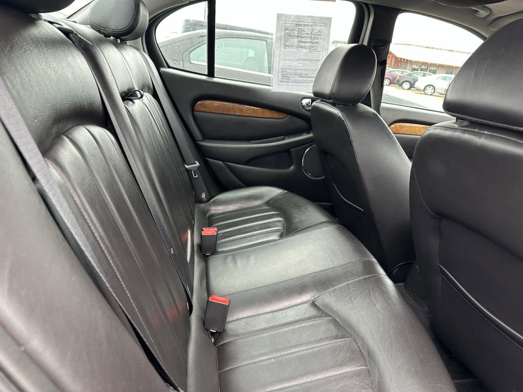 Used 2005 Jaguar X-TYPE 3.0 image 9