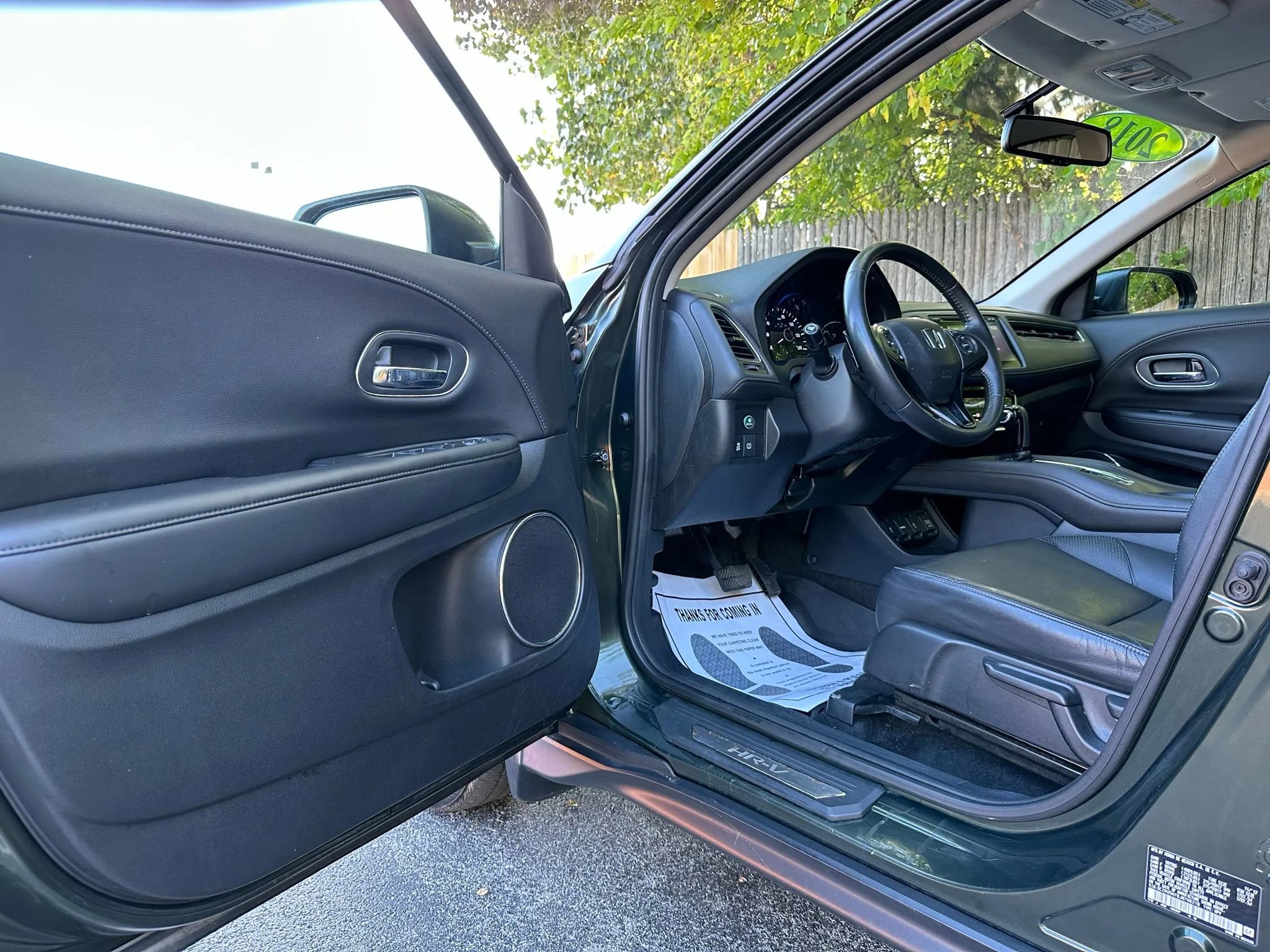 Used 2018 Honda HR-V EX-L image 9