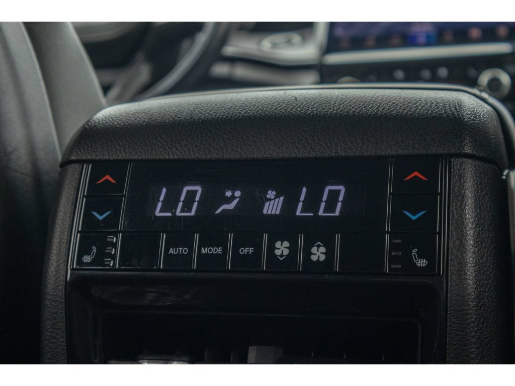Used 2021 Jeep Grand Cherokee L Overland w/ Advanced Protech Group III AWD/4WD image 14
