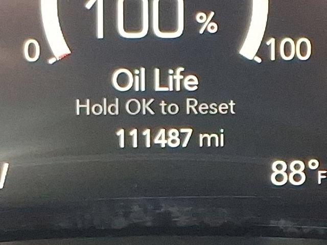 Used 2019 Chrysler Pacifica Touring-L Plus w/ Advanced Safetytec Group FWD image 16