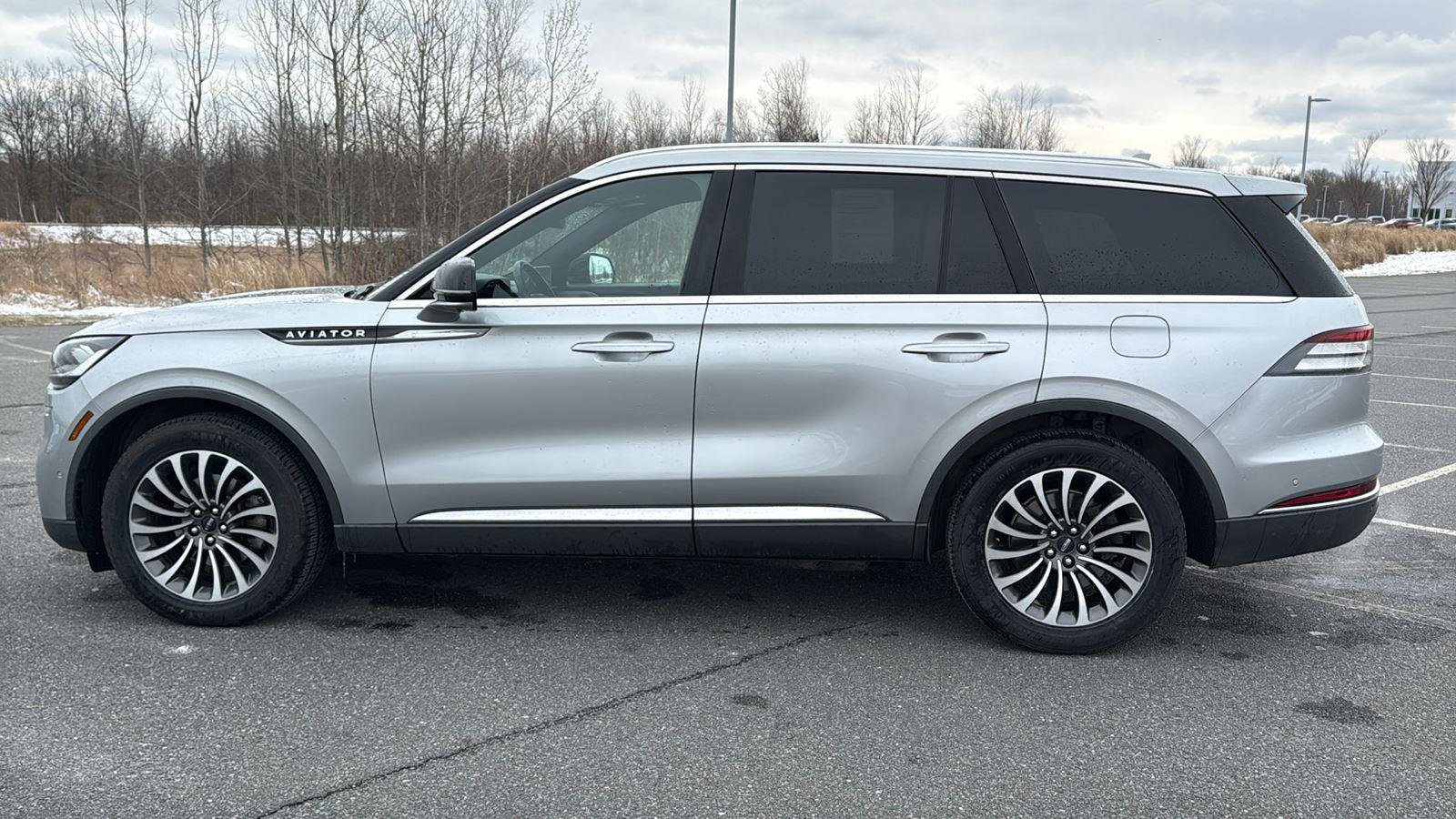 Used 2020 Lincoln Aviator Reserve w/ Equipment Group 201A image 12