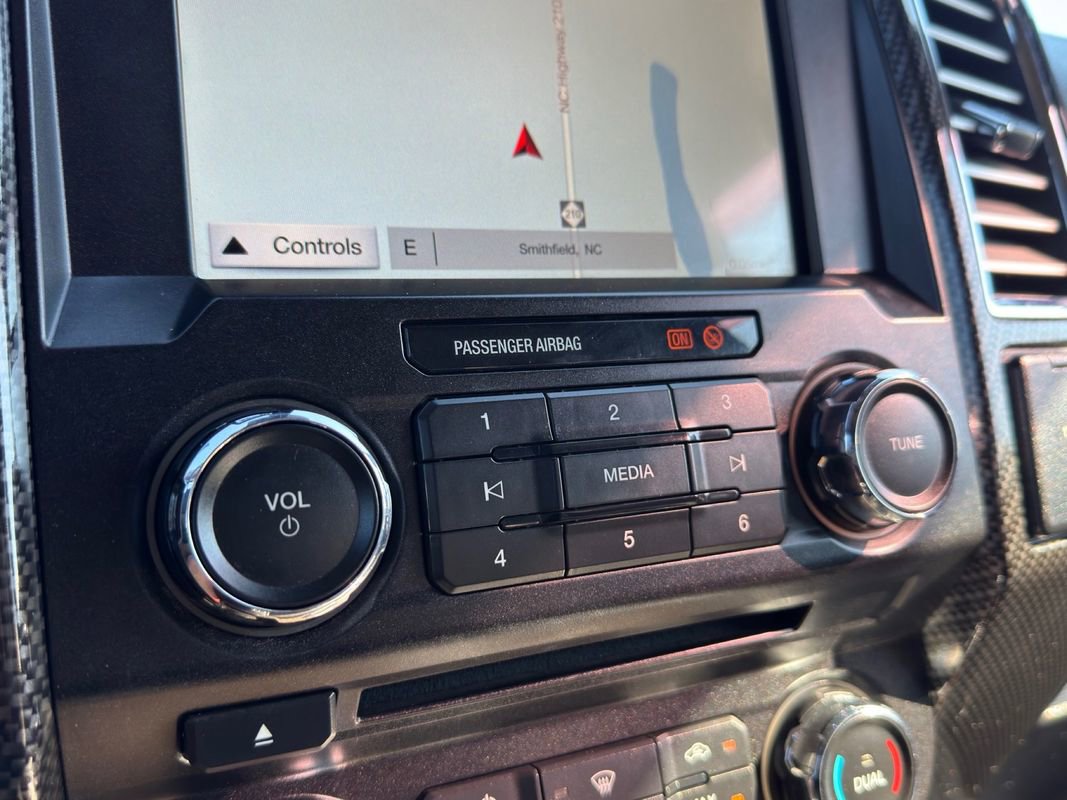 Used 2017 Ford F250 Lariat w/ Lariat Ultimate Package image 37