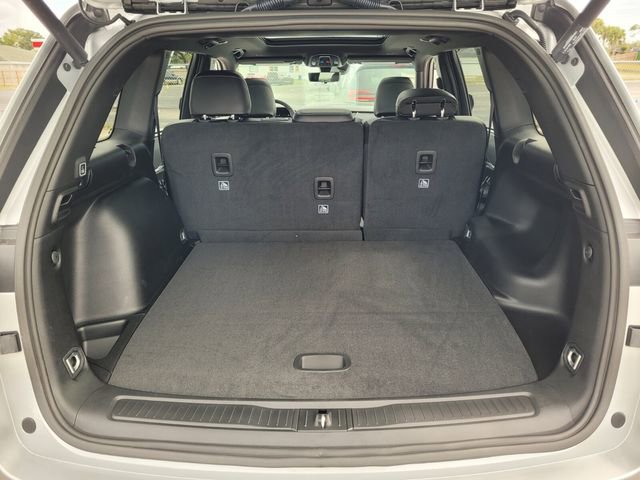 New 2025 Jeep Grand Cherokee Limited w/ Luxury Tech Group II image 15