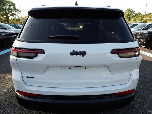 New 2025 Jeep Grand Cherokee L Altitude image 4