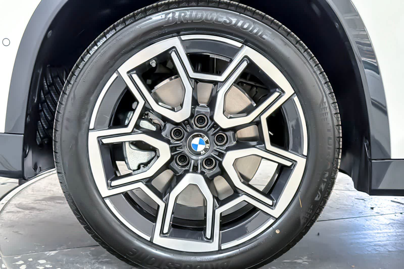 New 2026 BMW X1 xDrive28i w/ Convenience Package AWD/4WD image 25