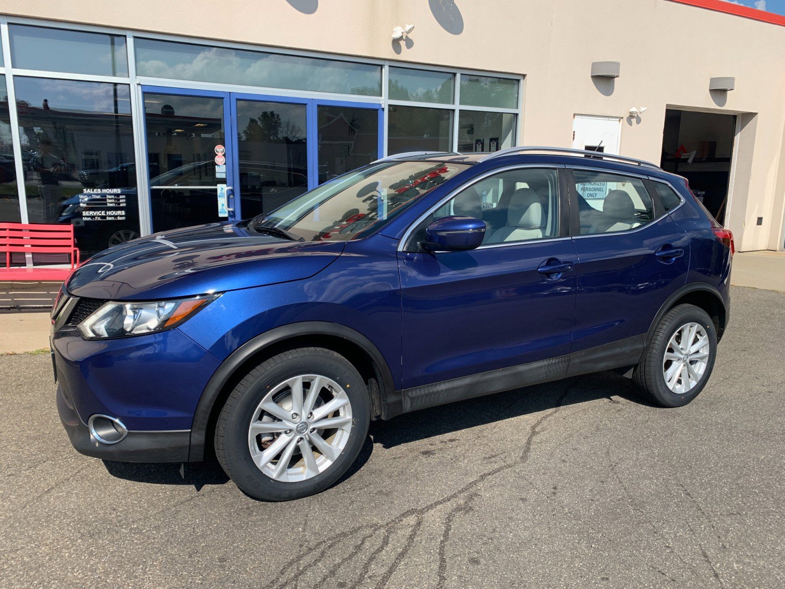 Used 2018 Nissan Rogue Sport SV w/ SV All-Weather Package