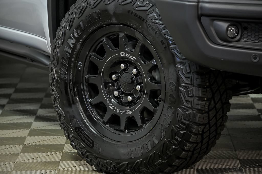 New 2026 GMC Sierra 1500 AT4X w/ AT4X AEV Edition AWD/4WD image 3