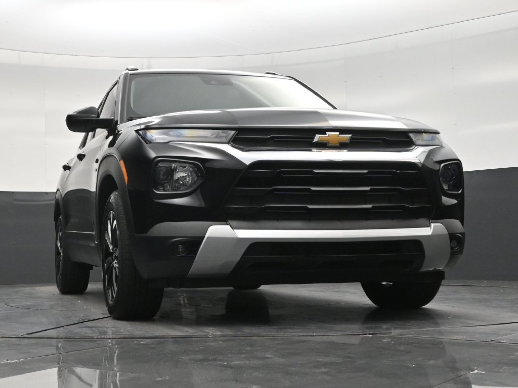 Used 2023 Chevrolet TrailBlazer LT FWD image 25