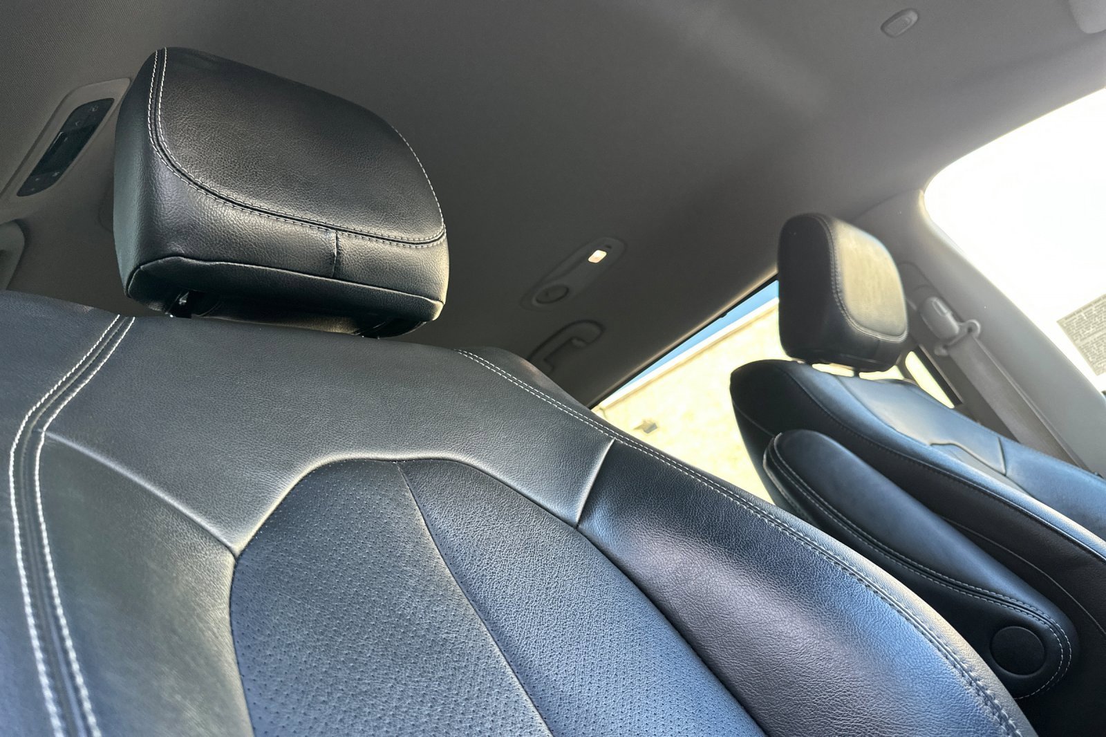 Used 2022 Chrysler Pacifica Touring-L image 19