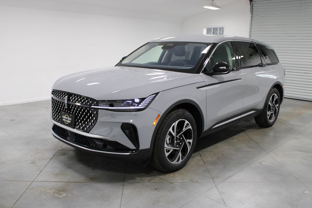 New 2026 Lincoln Nautilus Premier image 3