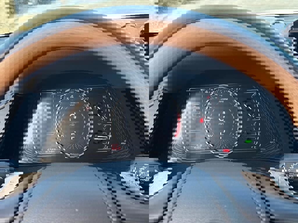 Used 2024 Lexus ES 350 Ultra Luxury w/ Accessory Package (Z1) image 19