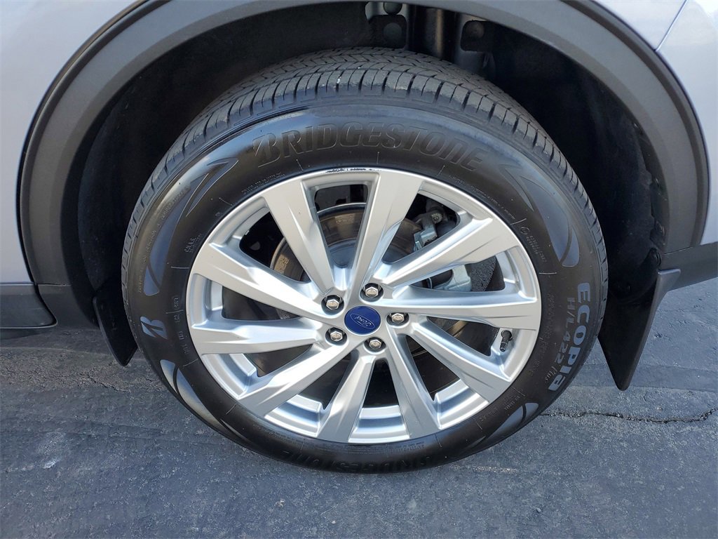 Used 2022 Ford Escape Titanium w/ Titanium Elite Package image 33