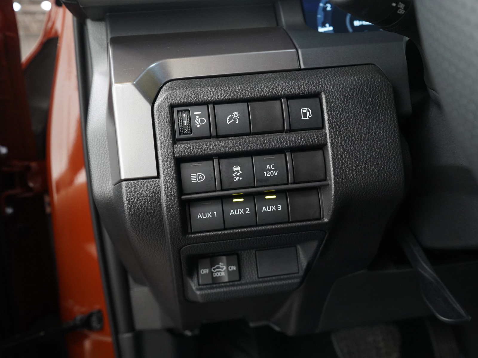 Used 2025 Toyota Tacoma TRD Off-Road image 30