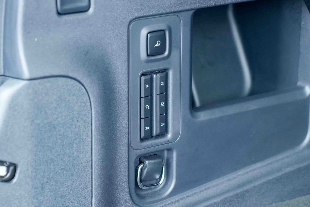 Used 2025 Ford Expedition Tremor image 13