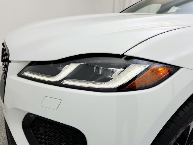 Certified 2026 Jaguar F-PACE R-Dynamic S AWD/4WD image 30